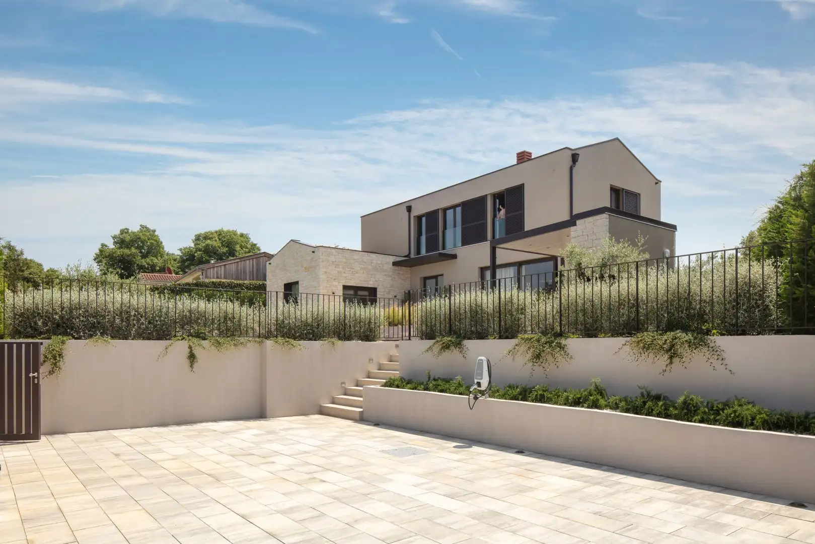 Villa 180m² in Croatia, Vrsar. Priced at 1400000€ rent photo-3