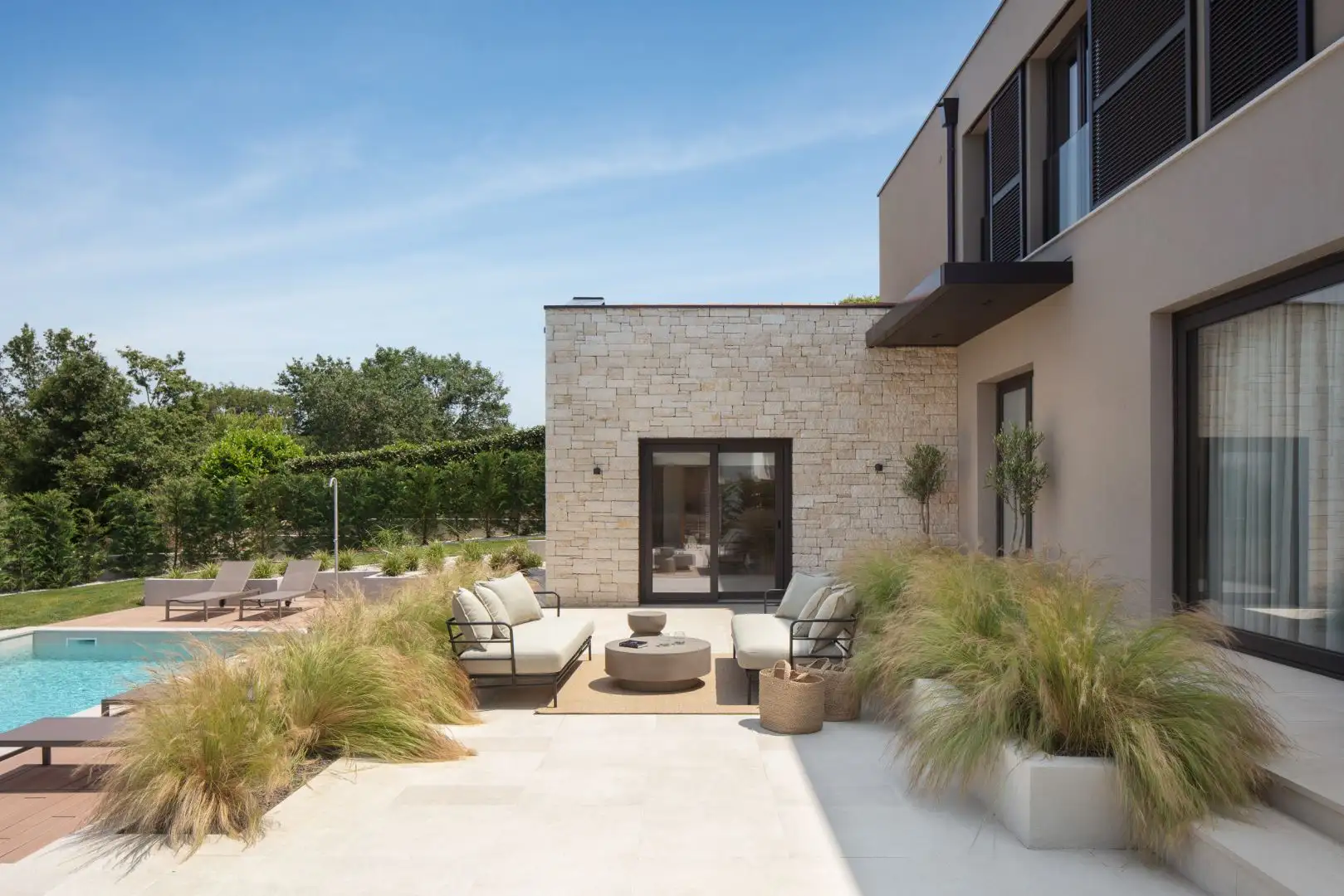 Villa 180m² in Croatia, Vrsar. Priced at 1400000€ rent photo-4