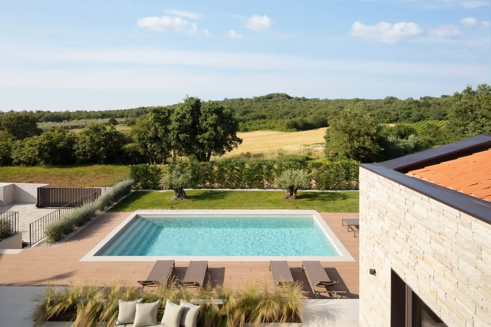 Villa 180m² in Croatia, Vrsar. Priced at 1400000€ rent photo-25
