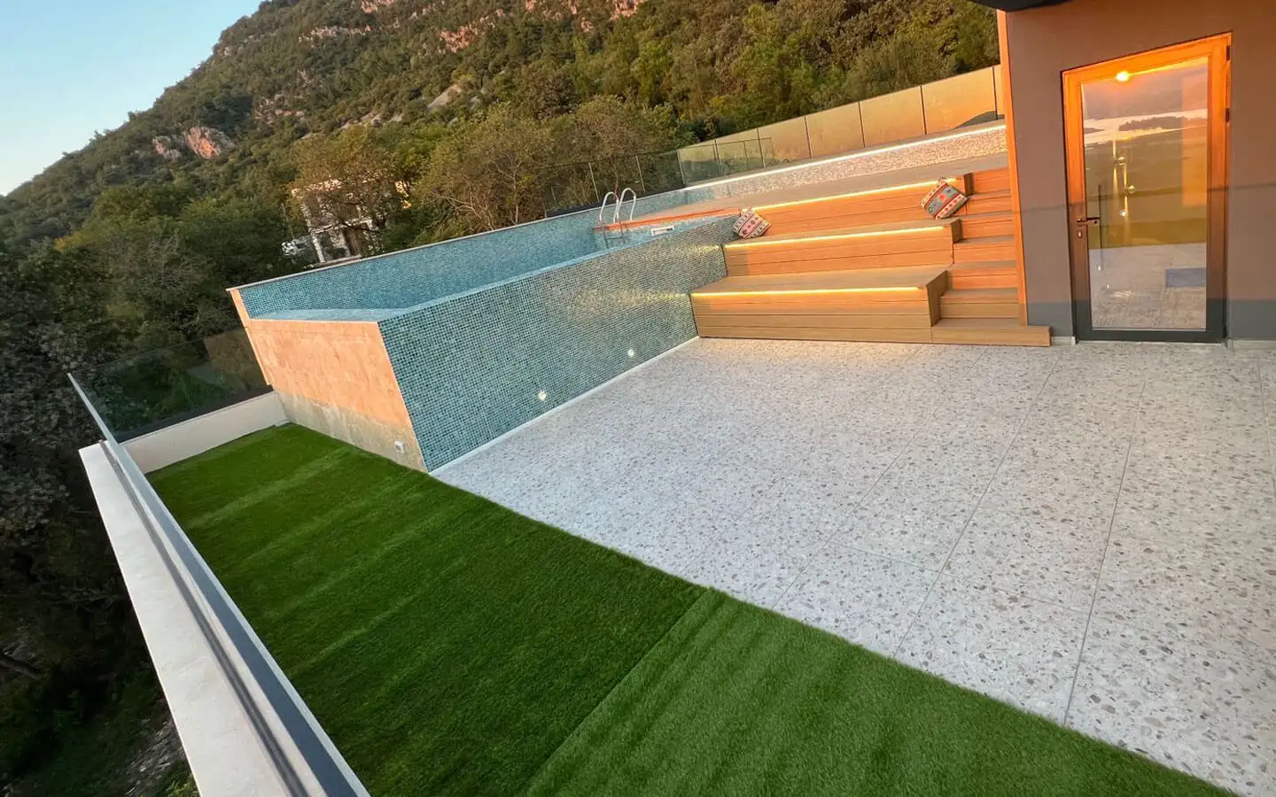 Villa 480m² in Montenegro, Kotor. Priced at 2500000€ rent photo-9