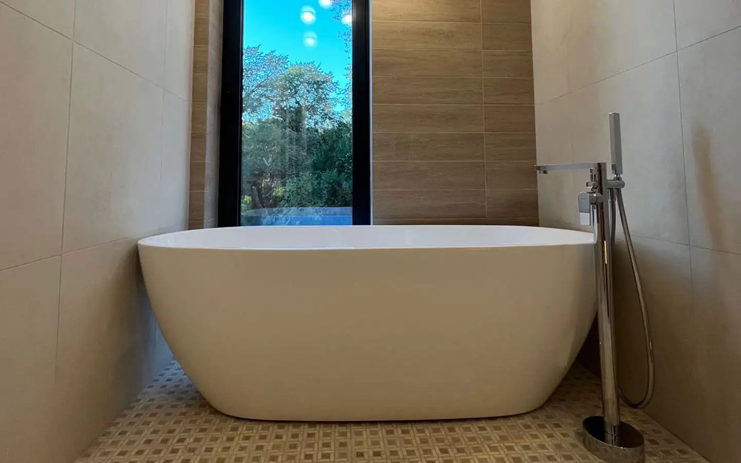 Villa 480m² in Montenegro, Kotor. Priced at 2500000€ rent photo-27