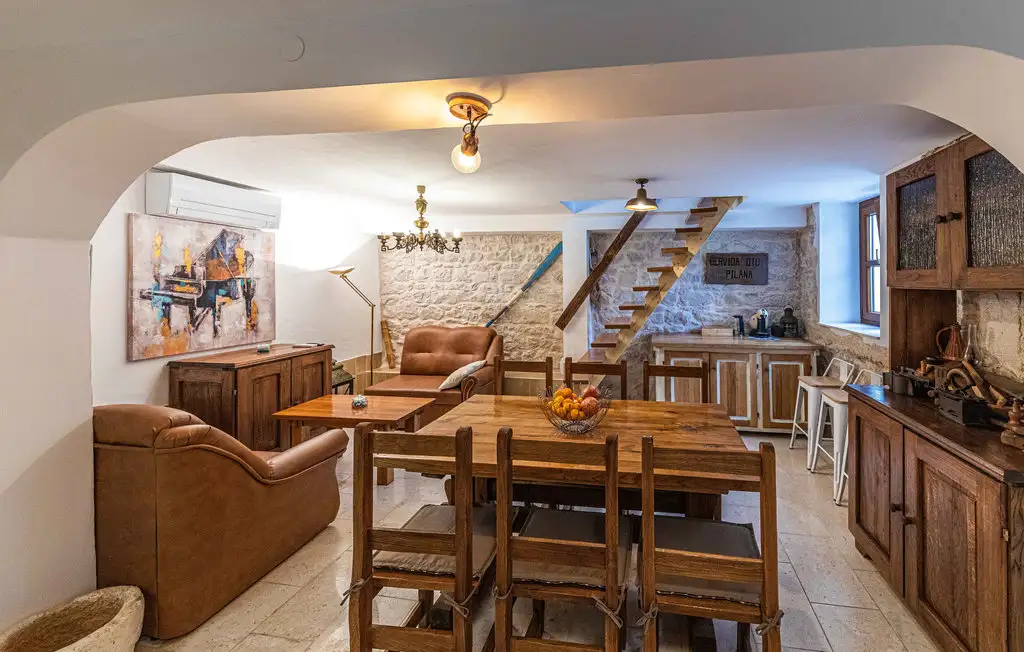 Villa 120m² in Croatia, Ciovo. Priced at 510000€ rent photo-25