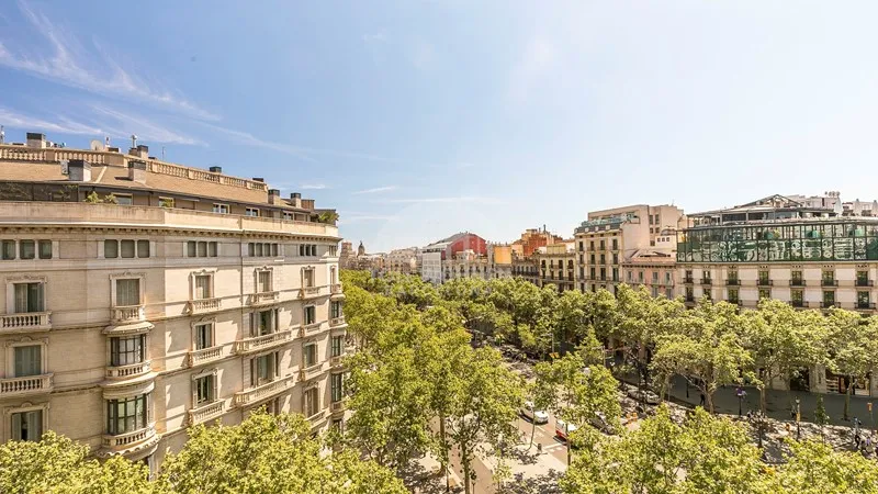 Flat 316m² in Spain, Barcelona. Priced at 3207293£ rent photo-3