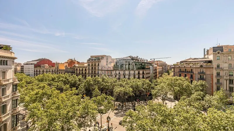 Flat 316m² in Spain, Barcelona. Priced at 3207293£ rent photo-5