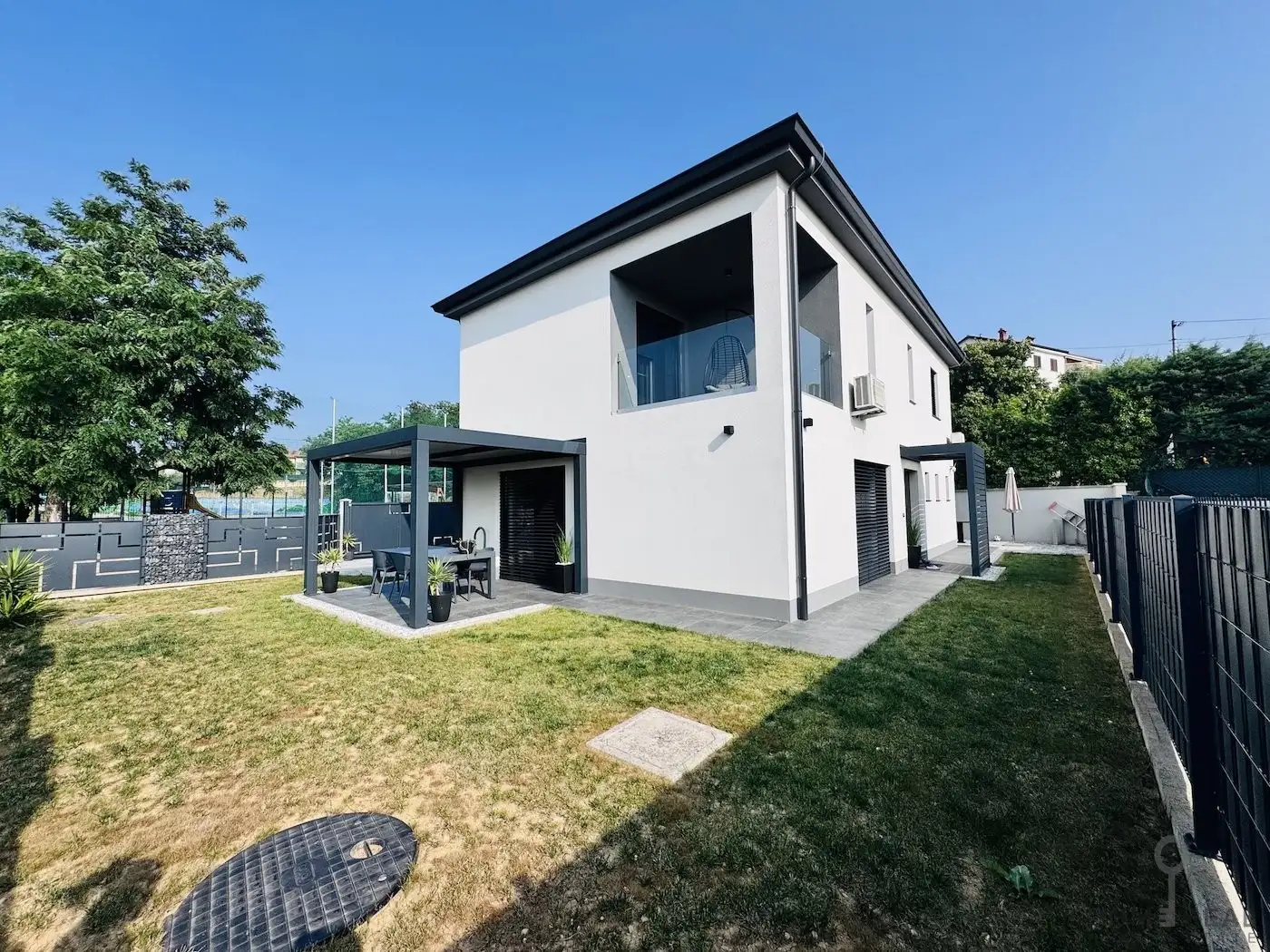 House 154m² in Slovenia, Koper. Priced at 915000€ rent photo-1