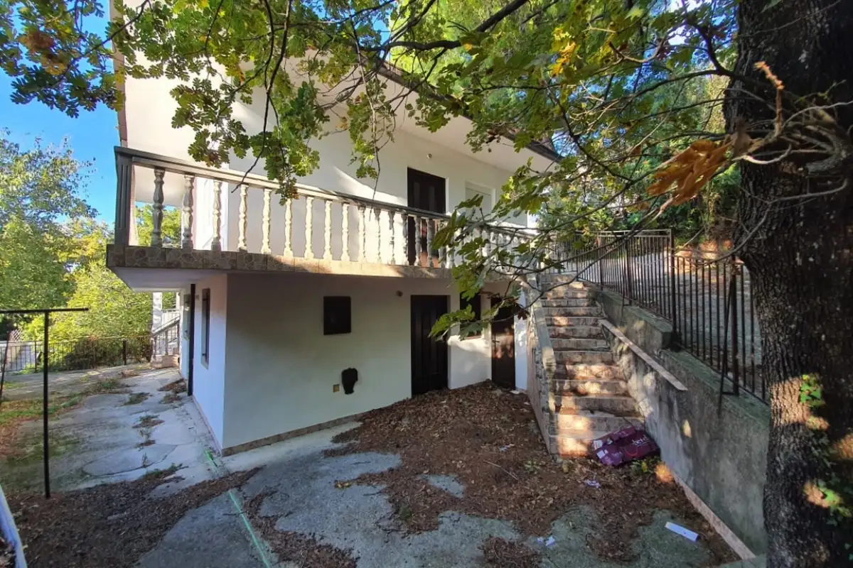 House 144m² in Montenegro, Sutomore. Priced at 100000€ rent photo-2