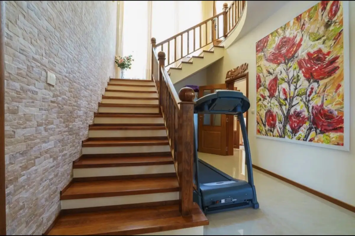 House 198m² in Montenegro, Ratac. Priced at 680000€ rent photo-3