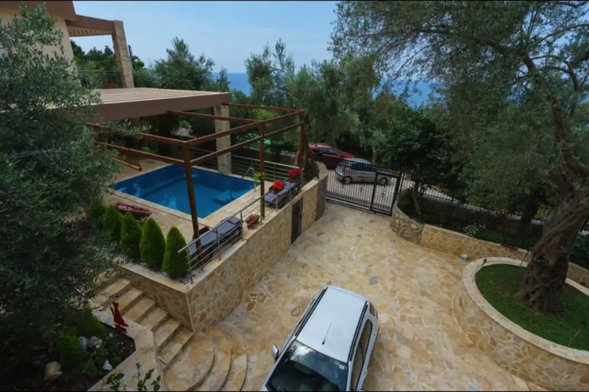 House 198m² in Montenegro, Ratac. Priced at 680000€ rent photo-12