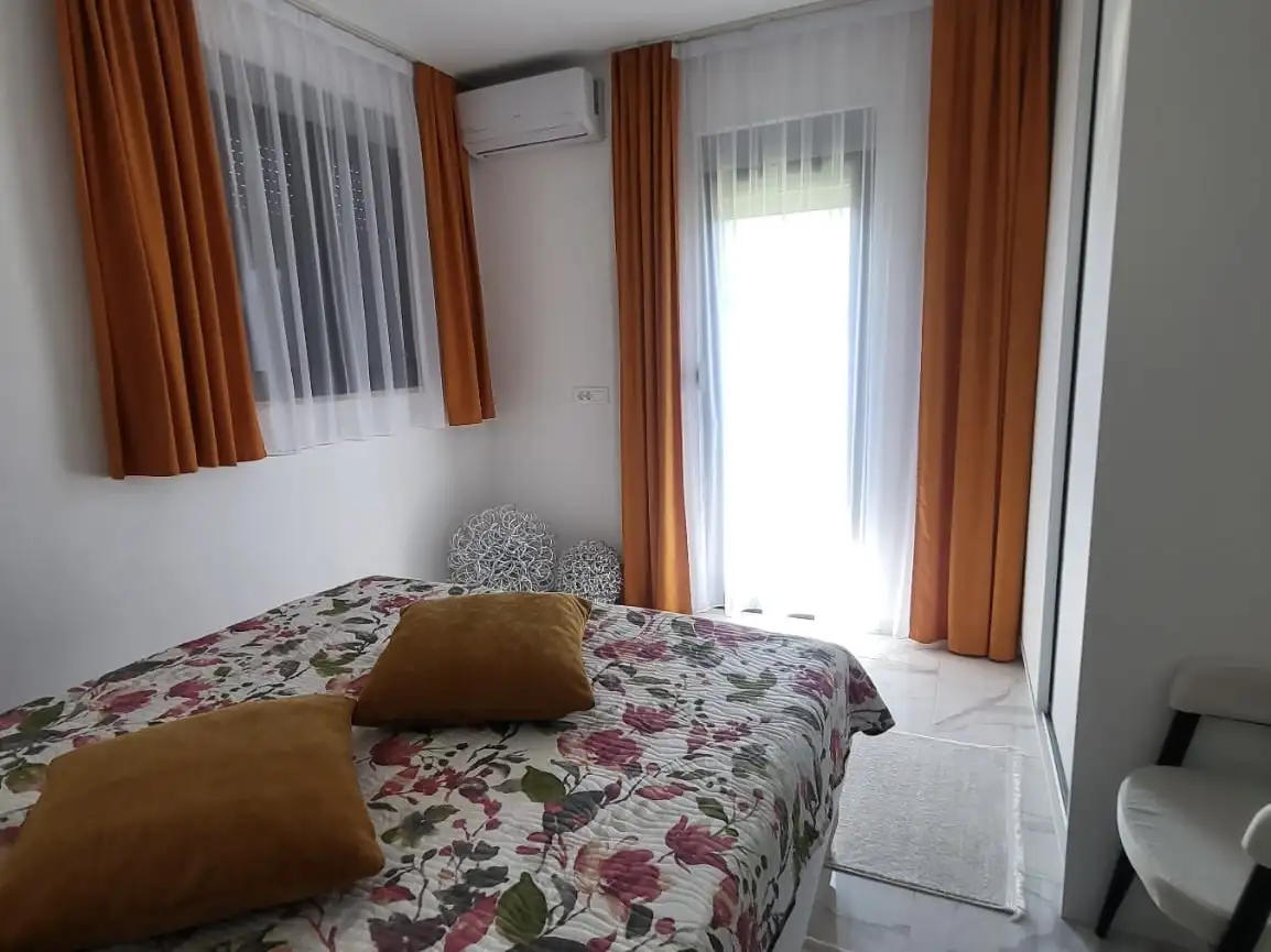 House 305m² in Montenegro, Dobra Voda. Priced at 420000€ rent photo-10
