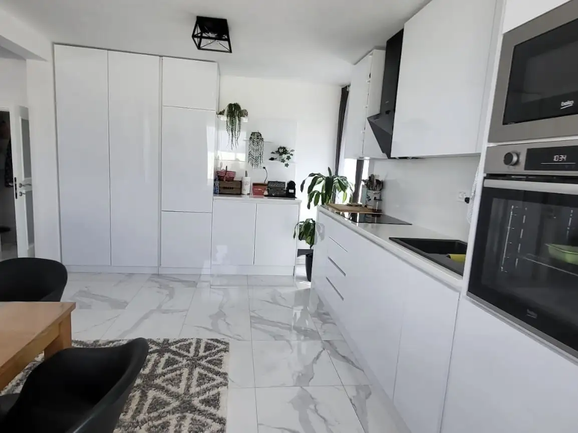 House 305m² in Montenegro, Dobra Voda. Priced at 420000€ rent photo-24