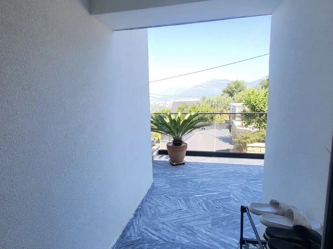 House 305m² in Montenegro, Dobra Voda. Priced at 420000€ rent photo-25