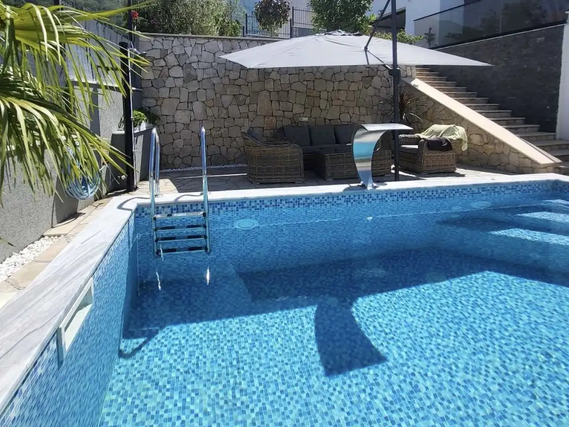 House 305m² in Montenegro, Dobra Voda. Priced at 420000€ rent photo-42