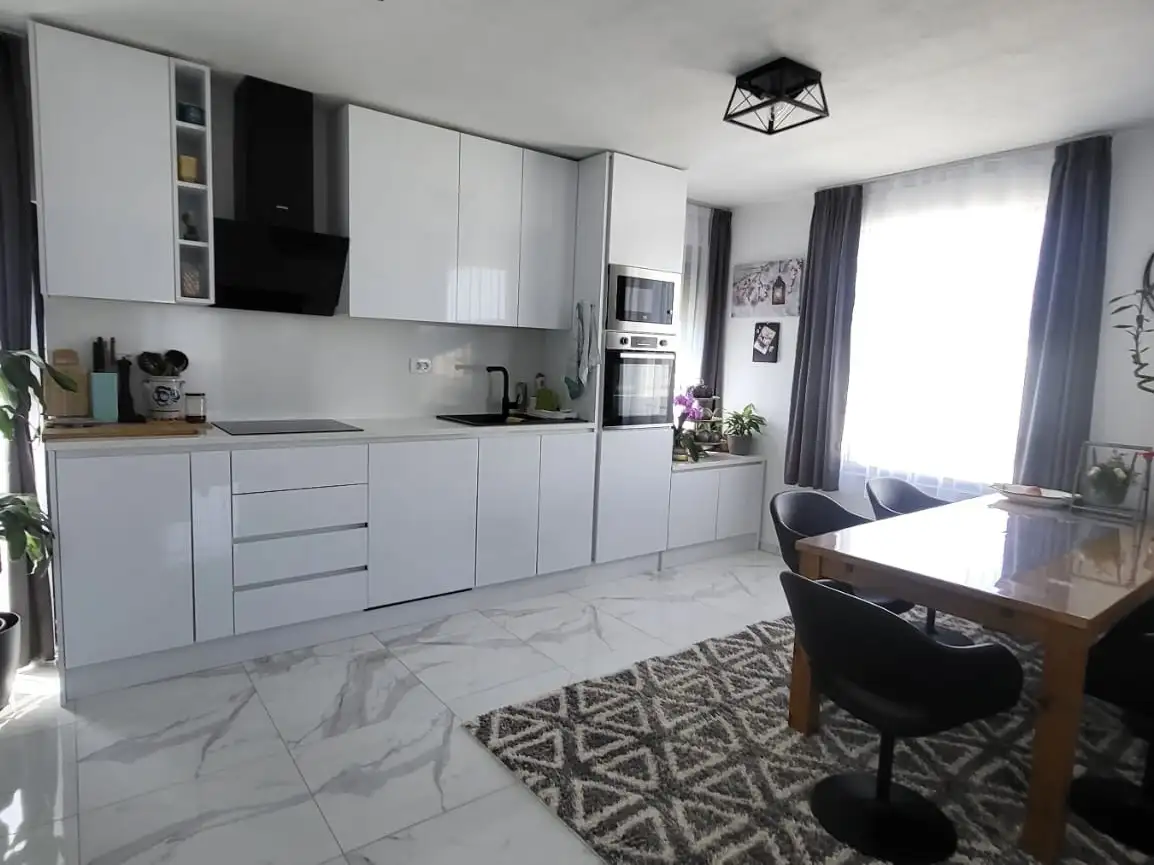 House 305m² in Montenegro, Dobra Voda. Priced at 420000€ rent photo-44