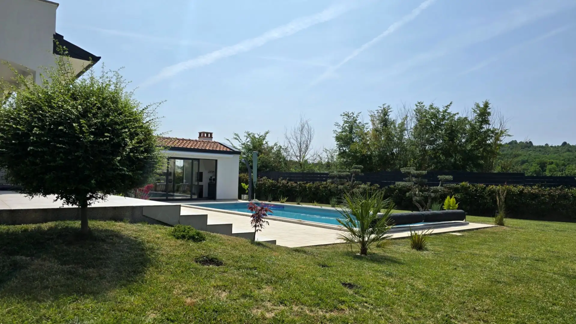 Villa 280m² in Croatia, Motovun. Priced at 850000€ rent photo-18