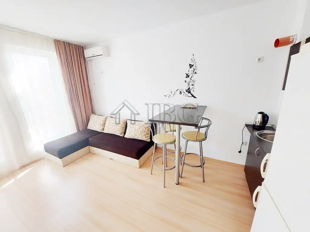 Flat 30m² in Bulgaria, Sunny Beach. Priced at 29000€ rent photo-4