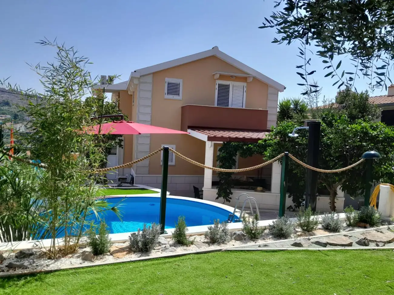 Villa 131m² in Croatia, Ciovo. Priced at 545000€ rent photo-14