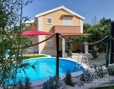 Buy in Croatia for 545000€