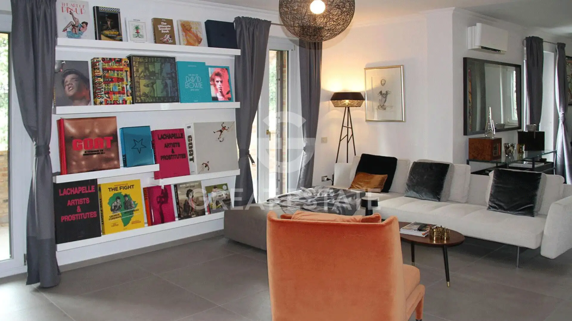 House 584m² in Italy, Pesaro-e Urbino. Priced at 990000€ rent photo-14