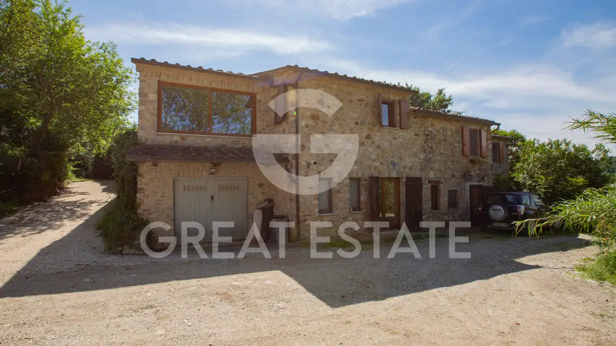 House 551m² in Italy, Terney. Priced at 690000€ rent photo-11