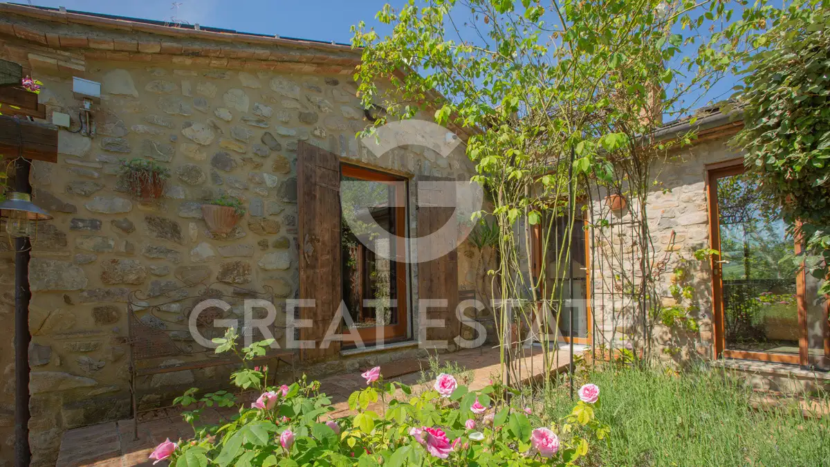 House 551m² in Italy, Terney. Priced at 690000€ rent photo-13