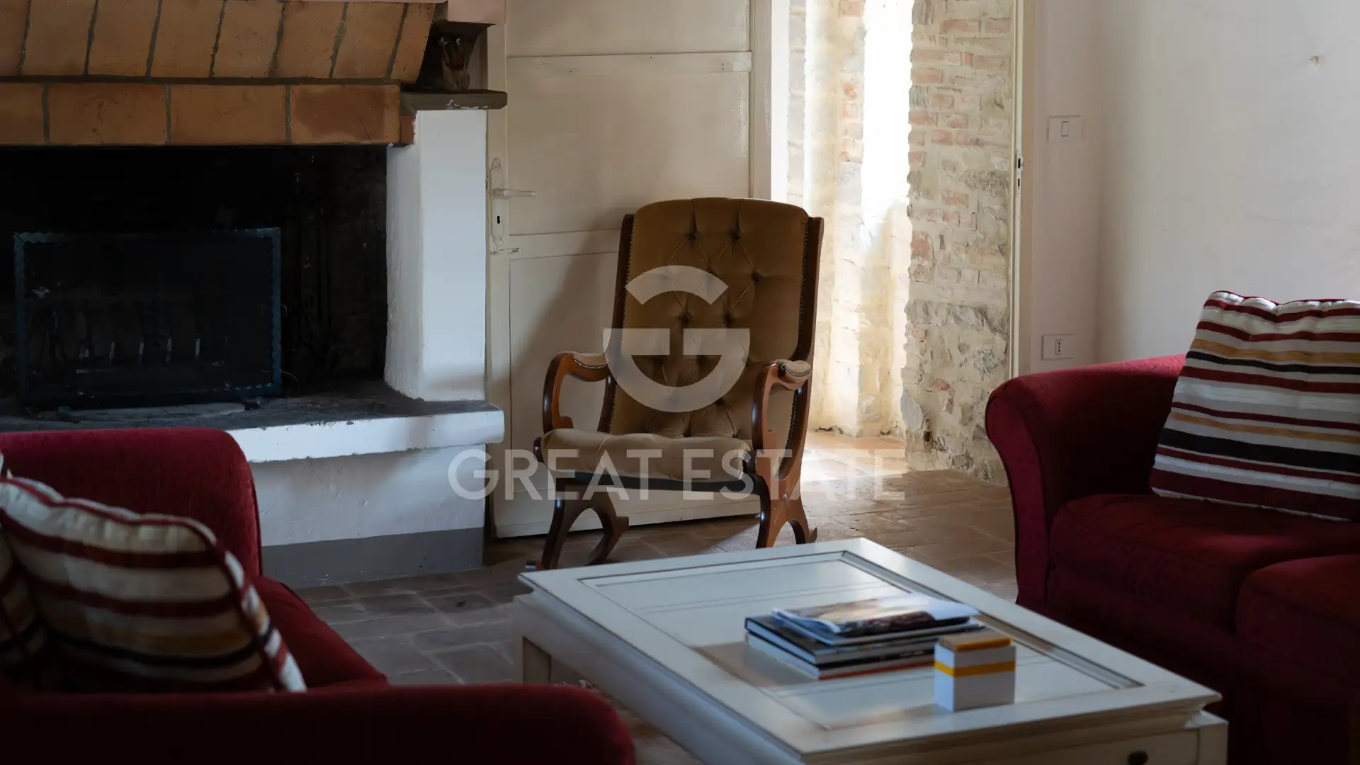 House 237m² in Italy, Perugia. Priced at 640000€ rent photo-12