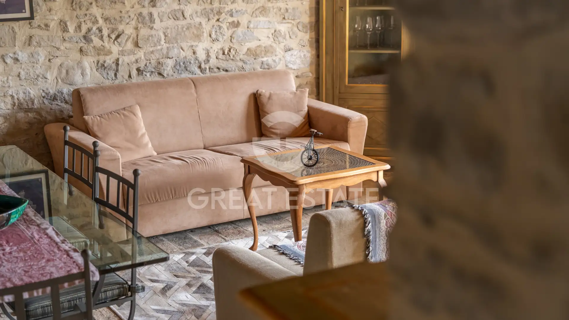 House 237m² in Italy, Perugia. Priced at 640000€ rent photo-14