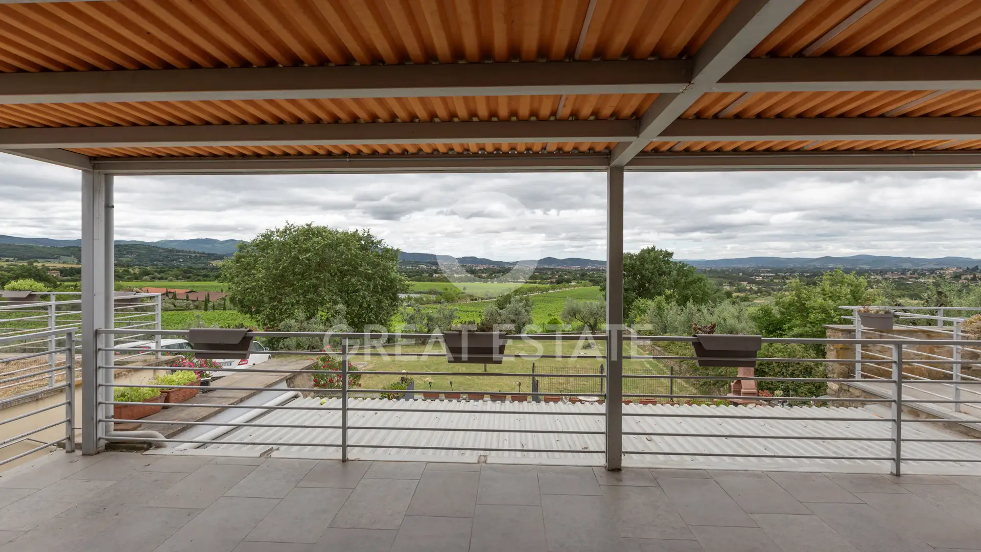 House 517m² in Italy, Arezzo. Priced at 550000€ rent photo-6