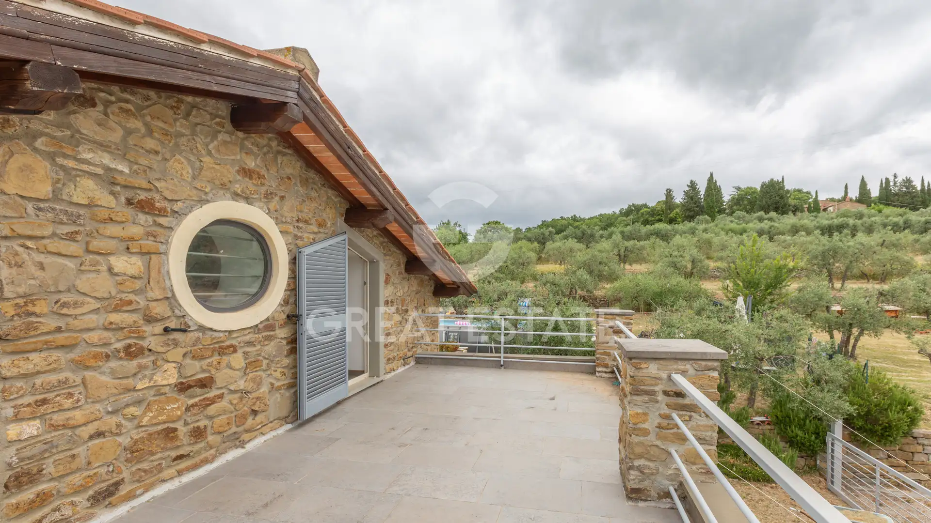 House 517m² in Italy, Arezzo. Priced at 550000€ rent photo-9