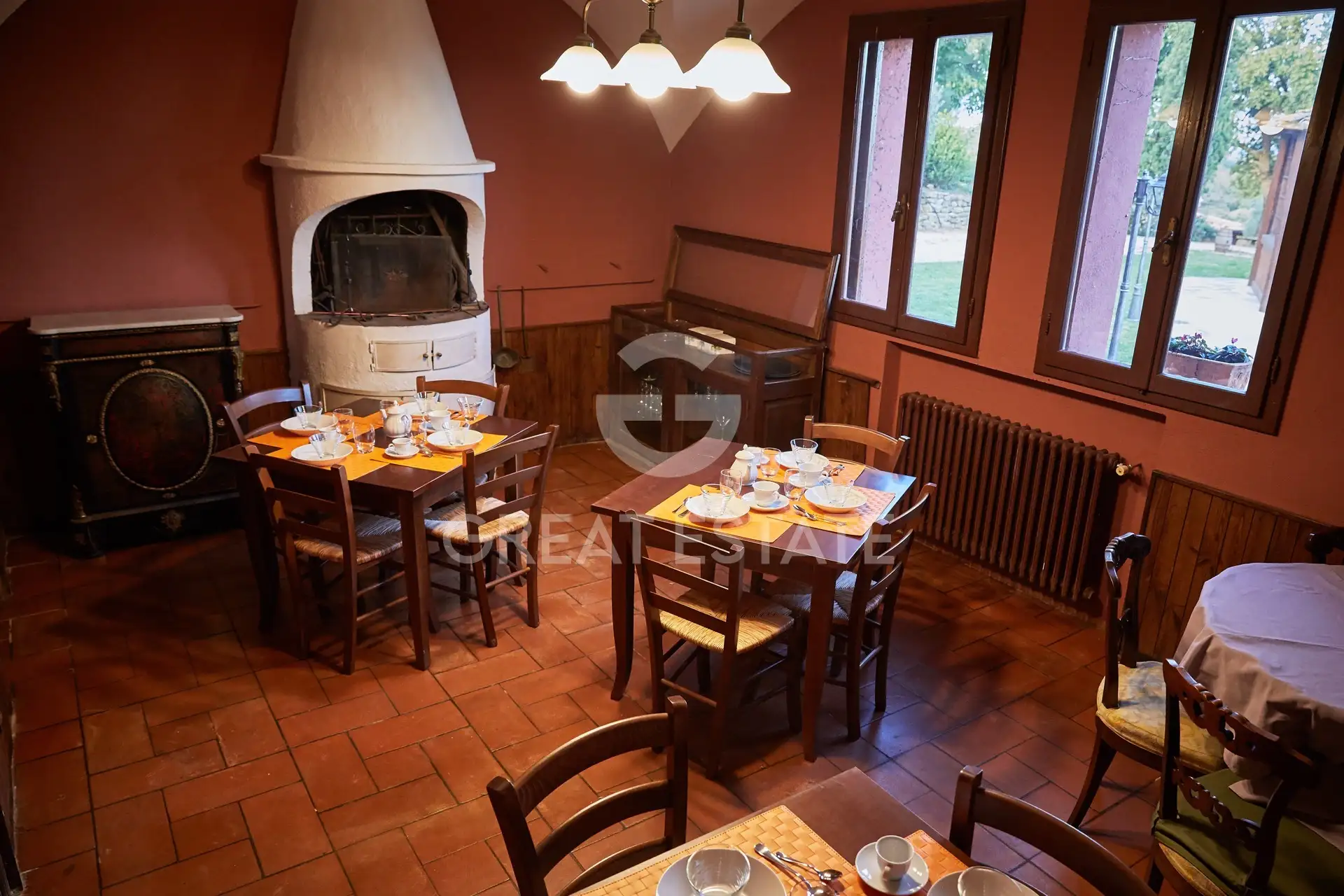 House 1112m² in Italy, Arezzo. Priced at 1750000€ rent photo-14