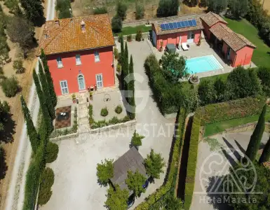 Buy in Italy for 1700000€