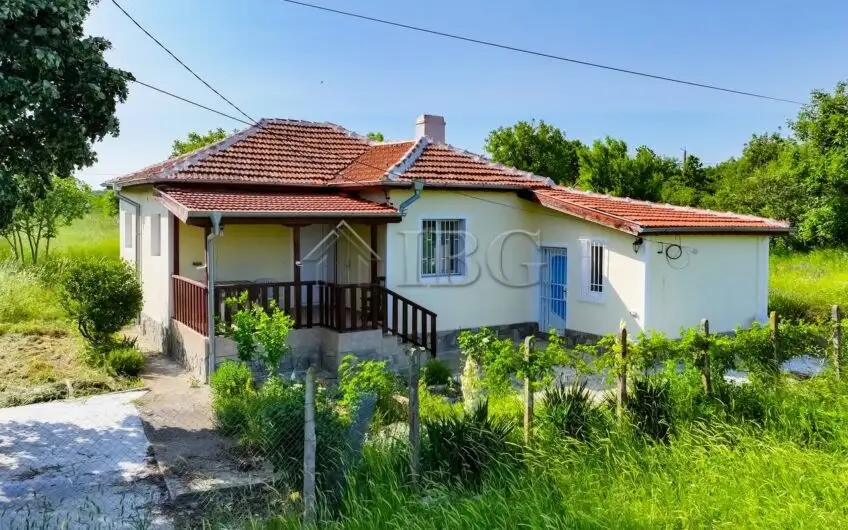 House 105m² in Bulgaria, Sredets. Priced at 61000€ rent photo-1