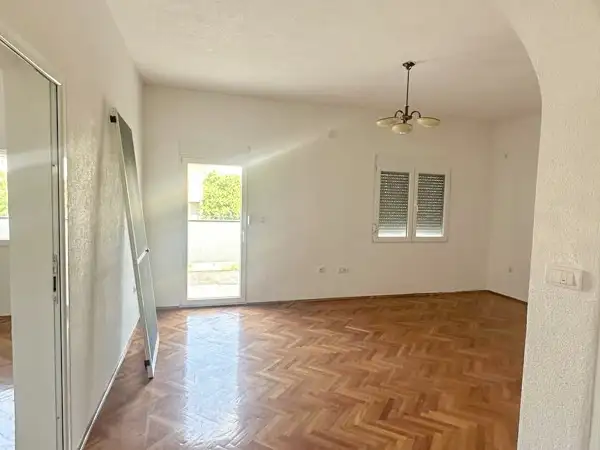 House 224m² in Montenegro, Dobra Voda. Priced at 220000€ rent photo-9