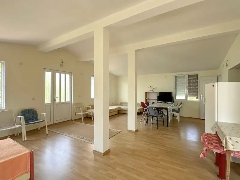 House 192m² in Montenegro, Dobra Voda. Priced at 200000€ rent photo-36