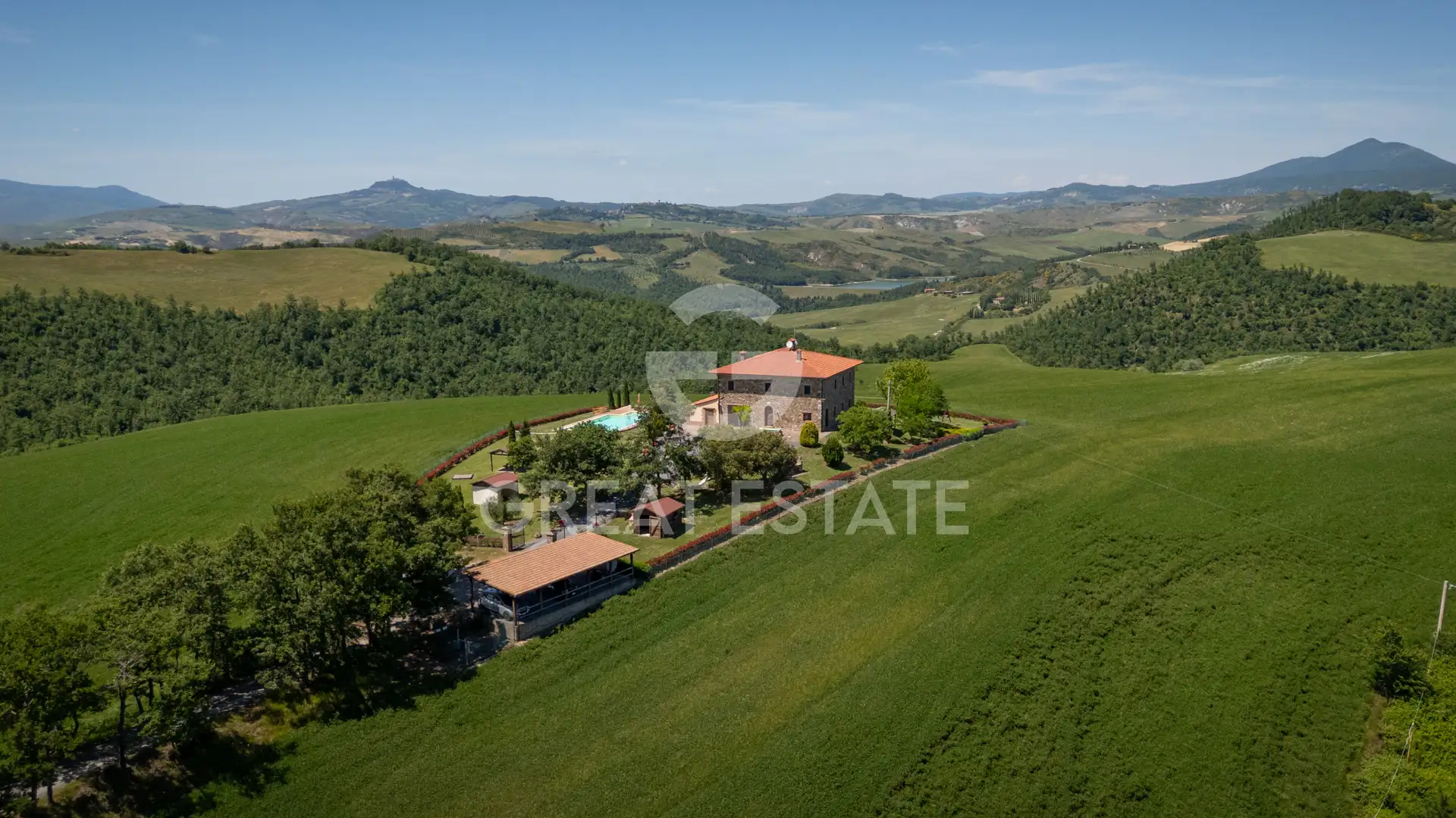 House 417m² in Italy, Viterbo. Priced at 1190000€ rent photo-1