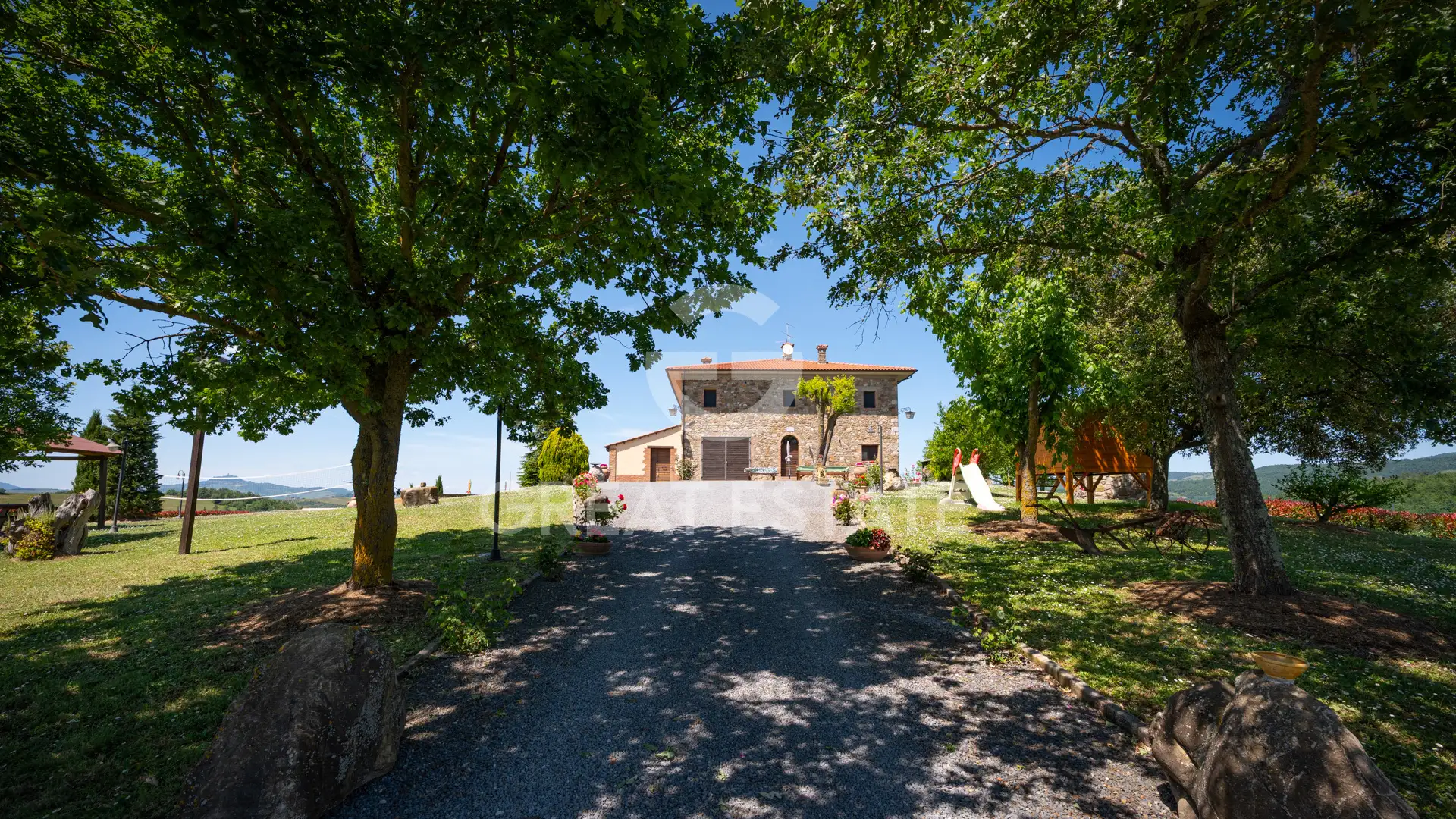 House 417m² in Italy, Viterbo. Priced at 1190000€ rent photo-5