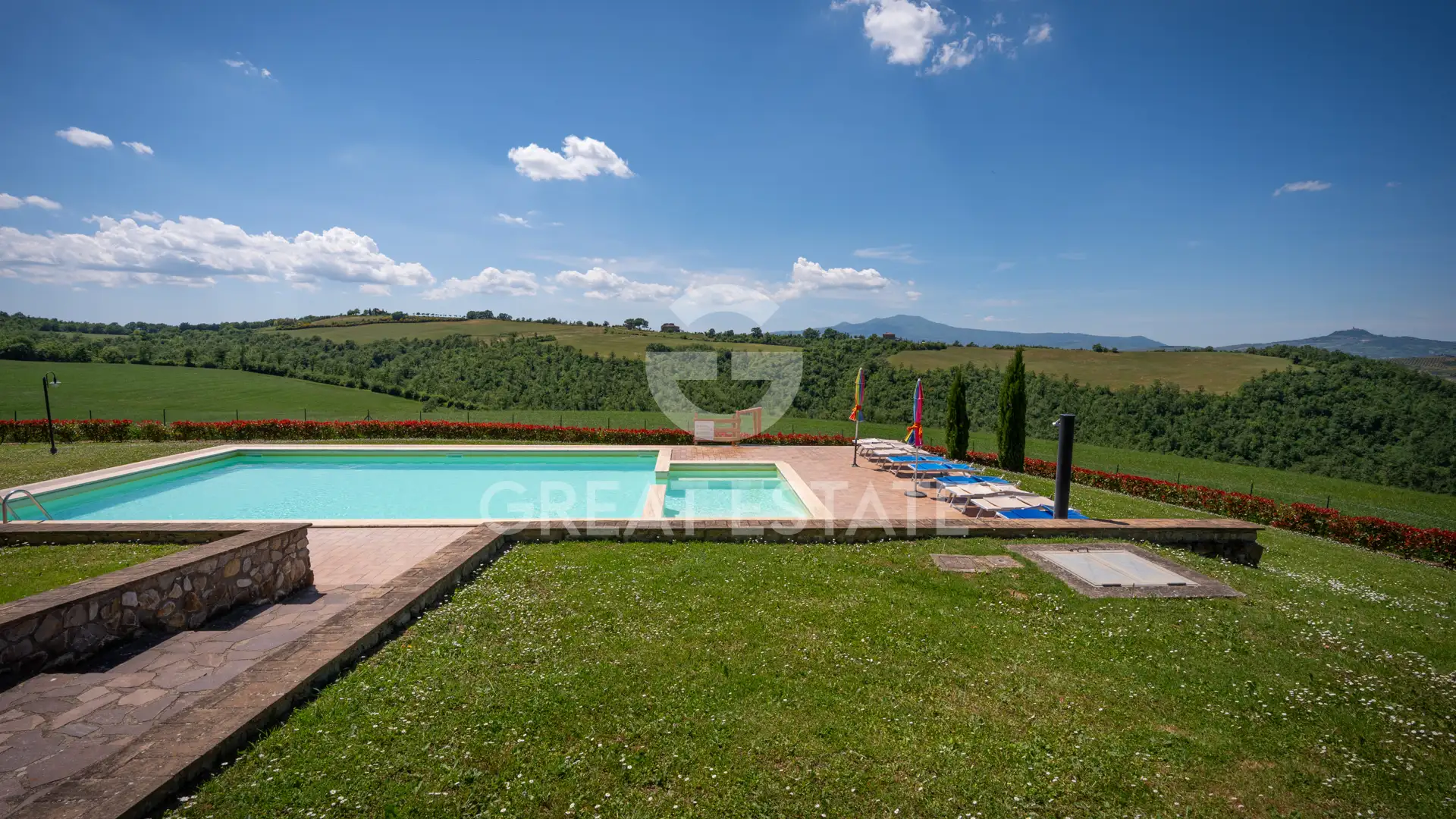 House 417m² in Italy, Viterbo. Priced at 1190000€ rent photo-14