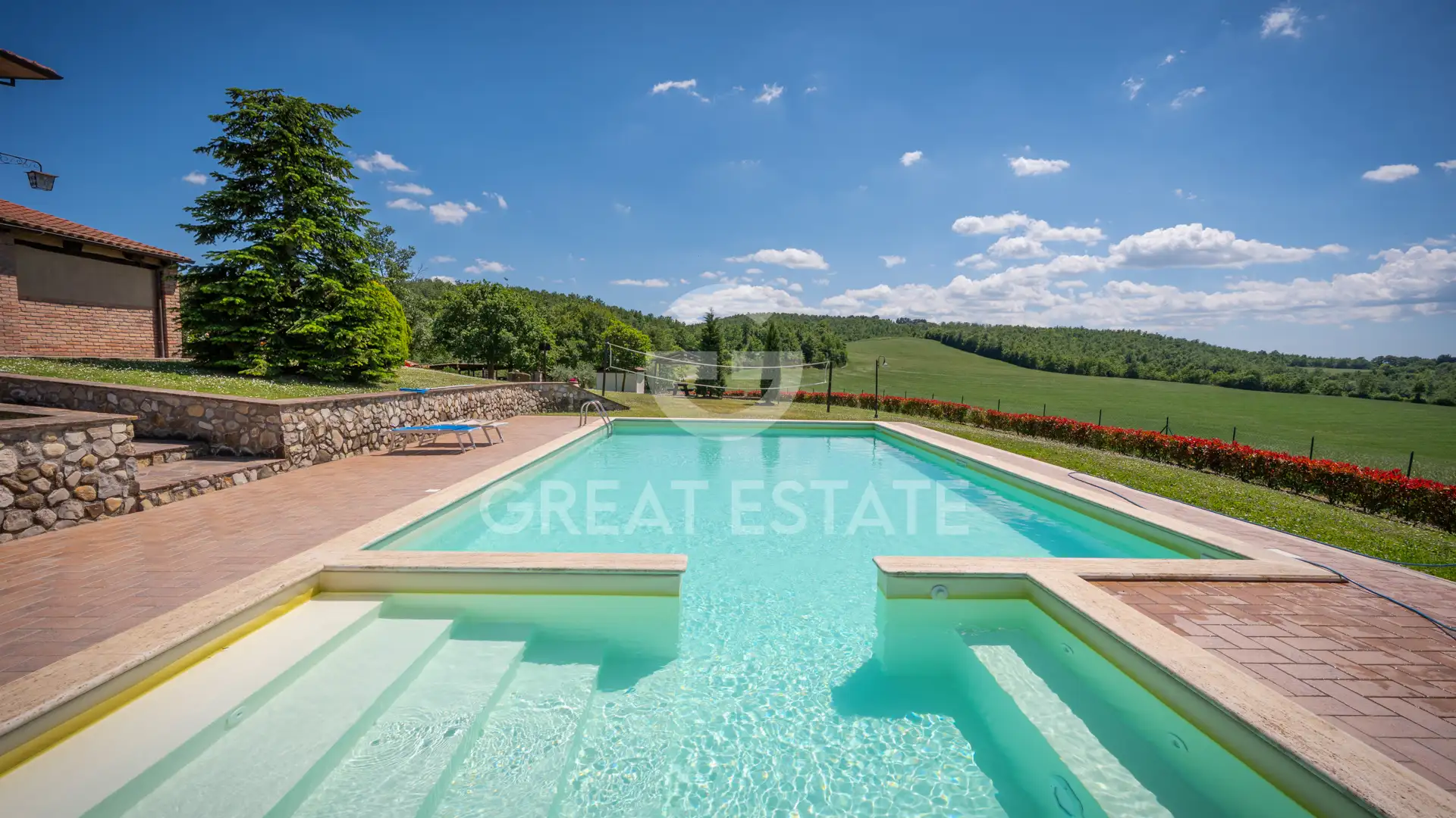 House 417m² in Italy, Viterbo. Priced at 1190000€ rent photo-12