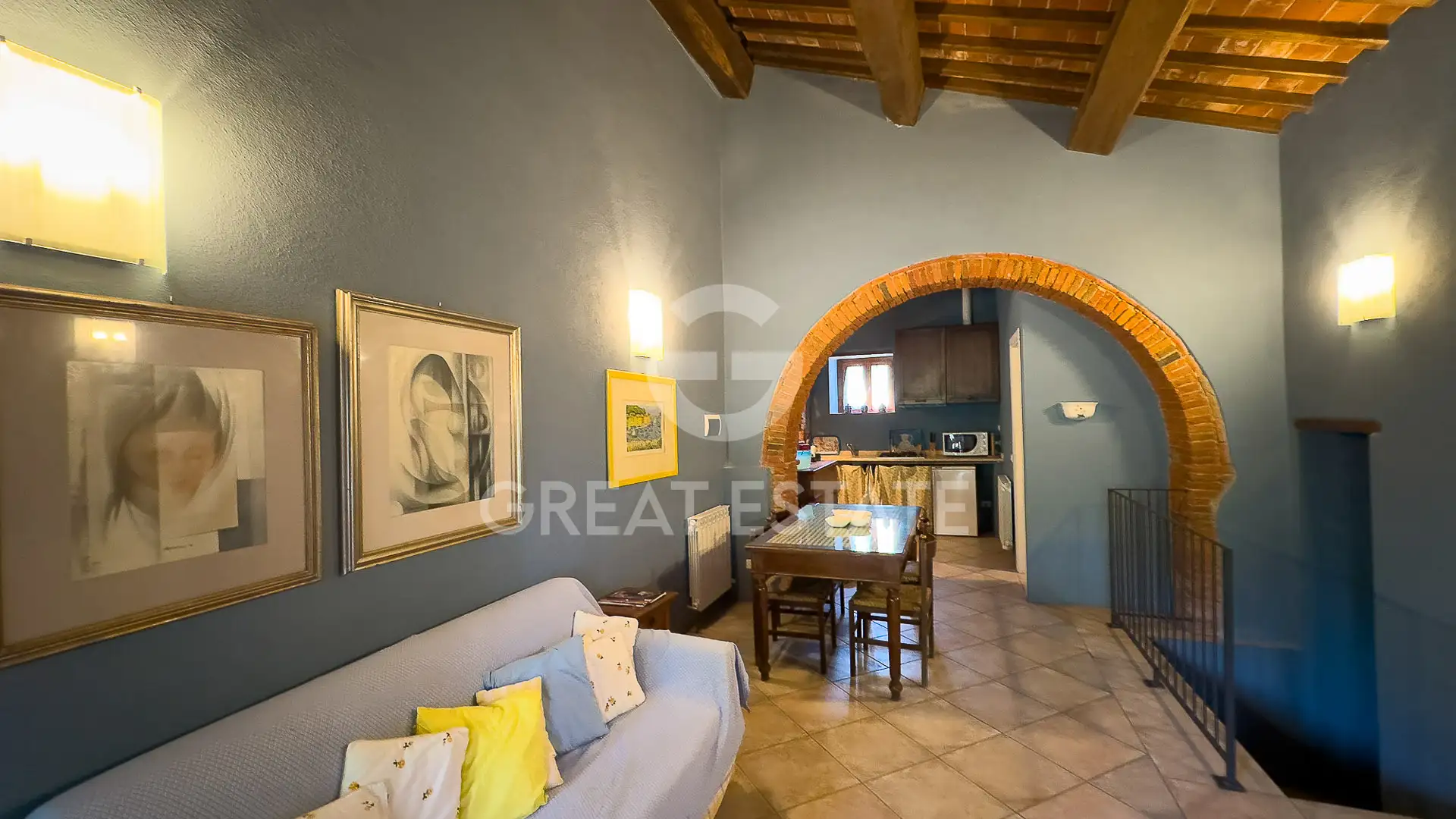 House 600m² in Italy, Siena. Priced at 1350000€ rent photo-15