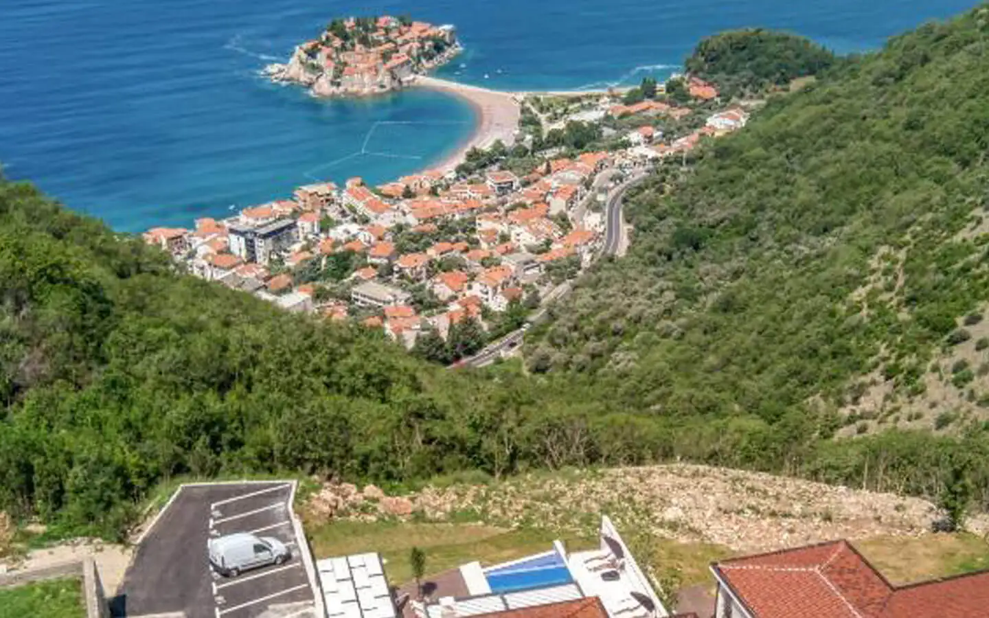 Villa 345m² in Montenegro, Budva. Priced at 1600000€ rent photo-5
