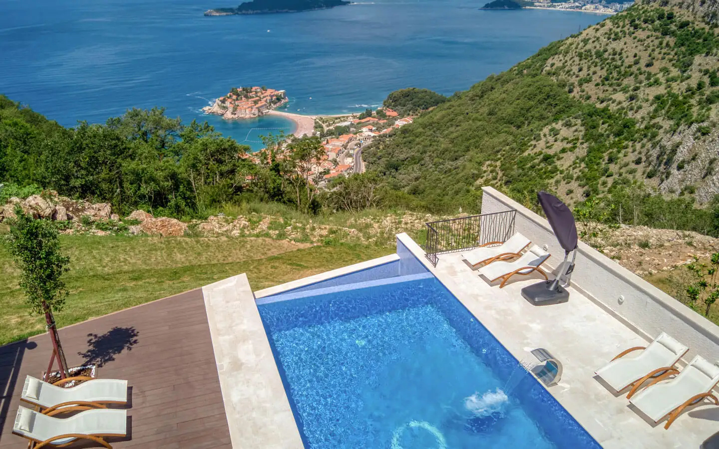 Villa 345m² in Montenegro, Budva. Priced at 1600000€ rent photo-10
