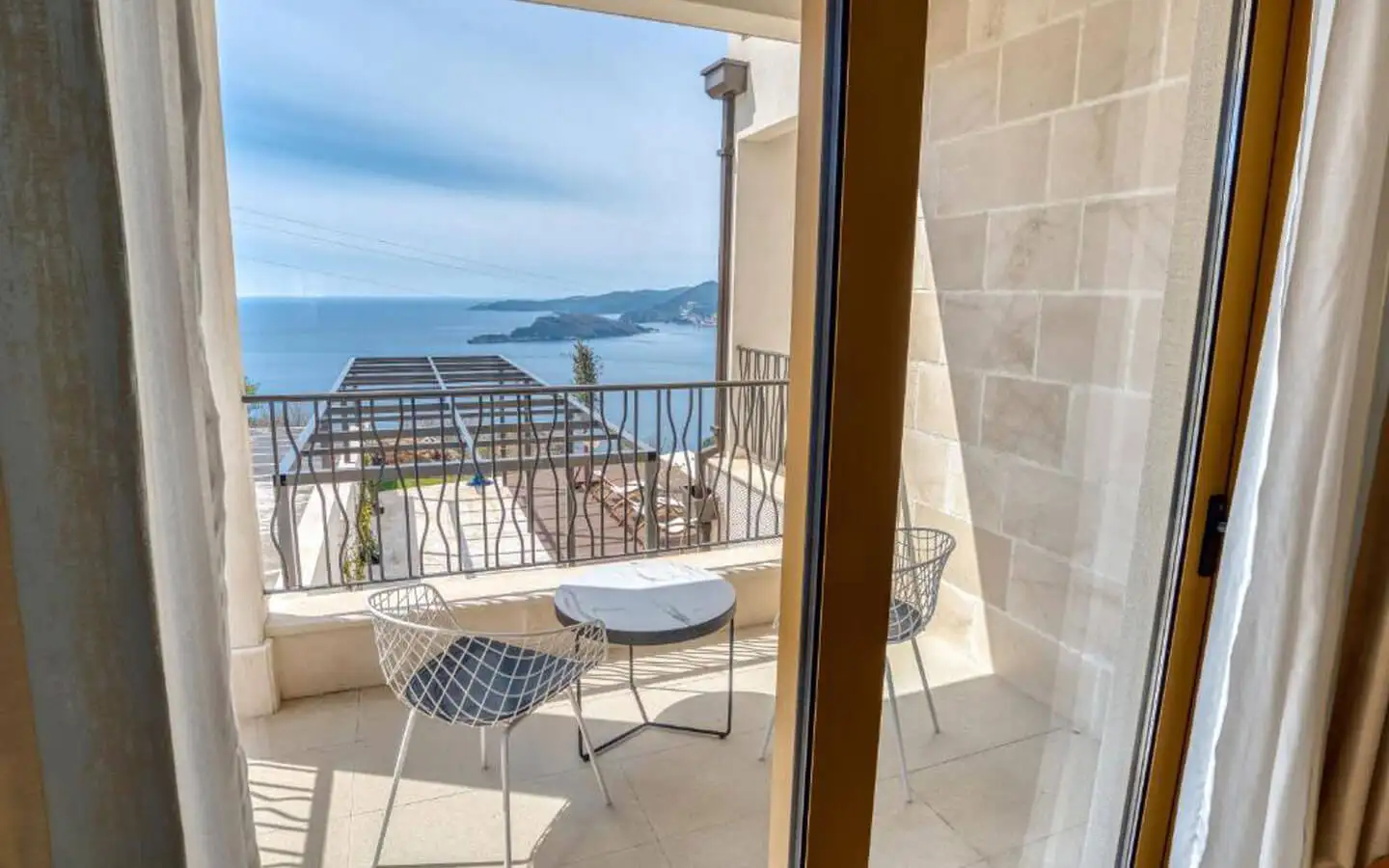 Villa 345m² in Montenegro, Budva. Priced at 1600000€ rent photo-13