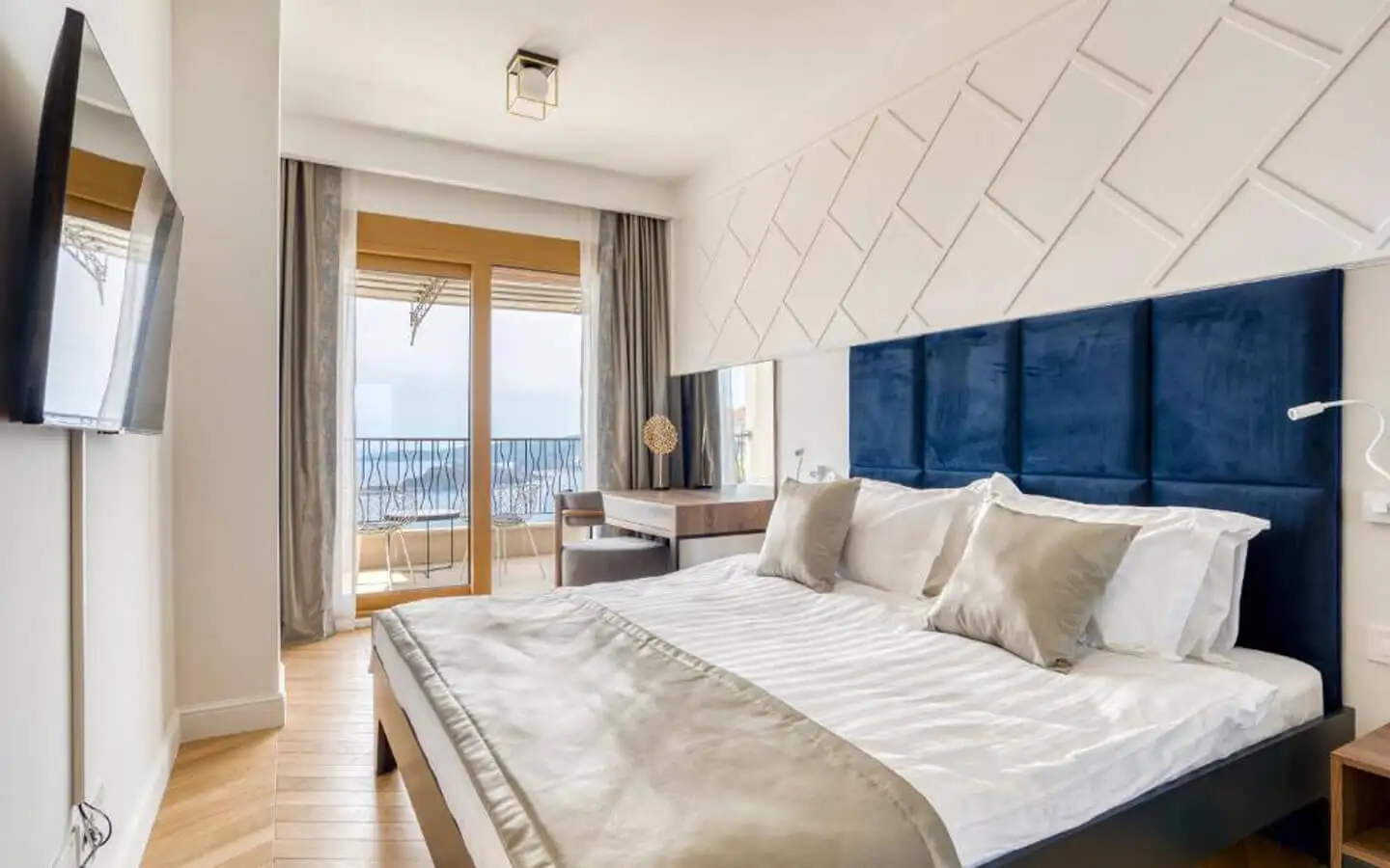 Villa 345m² in Montenegro, Budva. Priced at 1600000€ rent photo-28