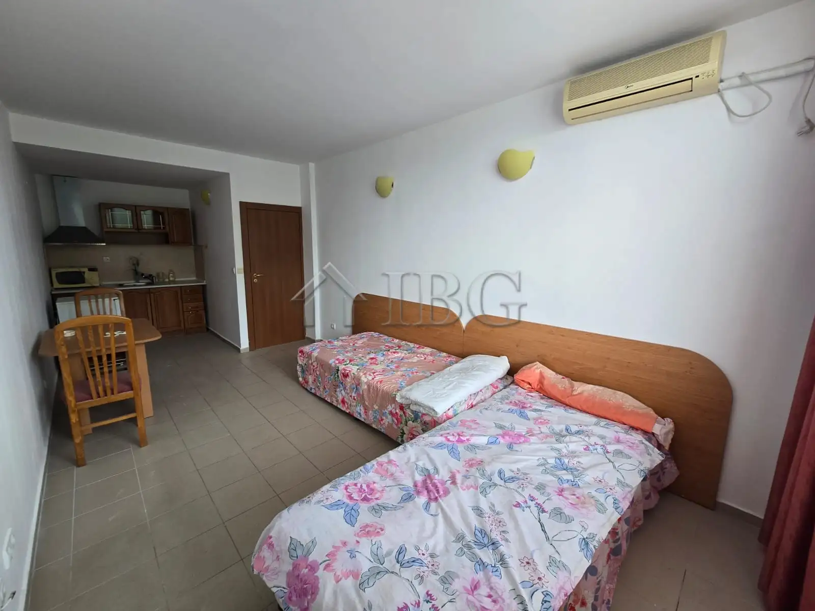 Flat 54m² in Bulgaria, Sunny Beach. Priced at 75000€ rent photo-3
