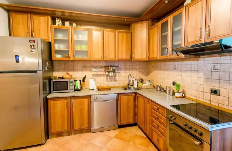 House 398m² in Montenegro, Herceg Novi. Priced at 580000€ rent photo-3