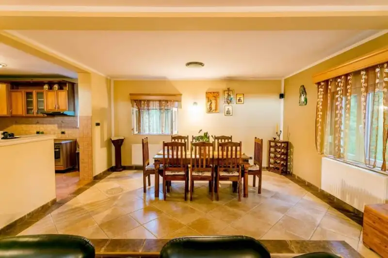House 398m² in Montenegro, Herceg Novi. Priced at 580000€ rent photo-7