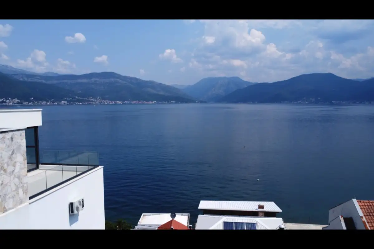 House 200m² in Montenegro, Krasici. Priced at 540000€ rent photo-9