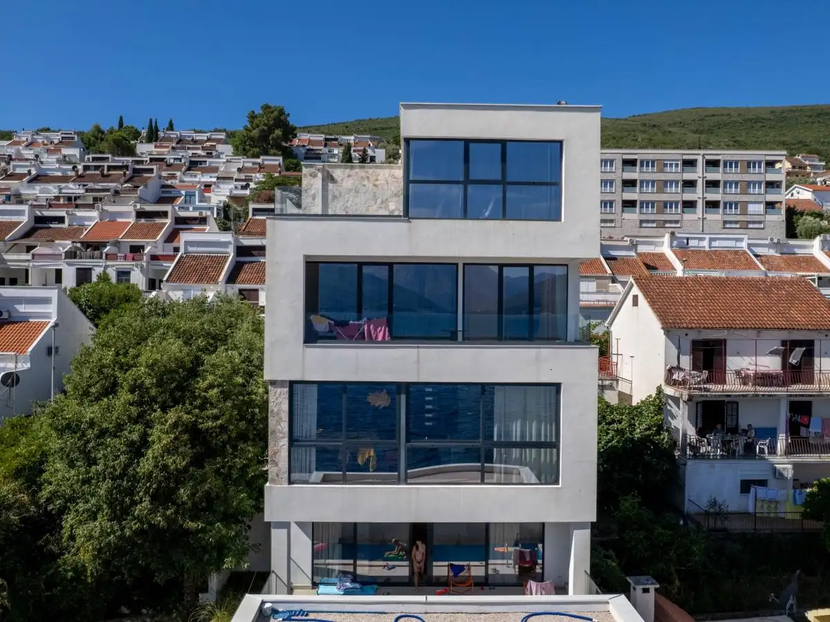 House 200m² in Montenegro, Krasici. Priced at 540000€ rent photo-19