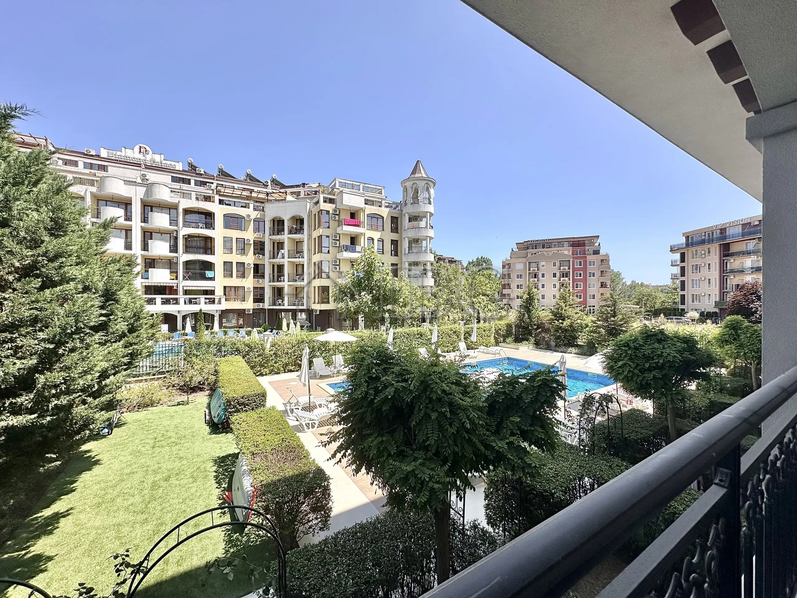 Flat 40m² in Bulgaria, Sunny Beach. Priced at 55900€ rent photo-1