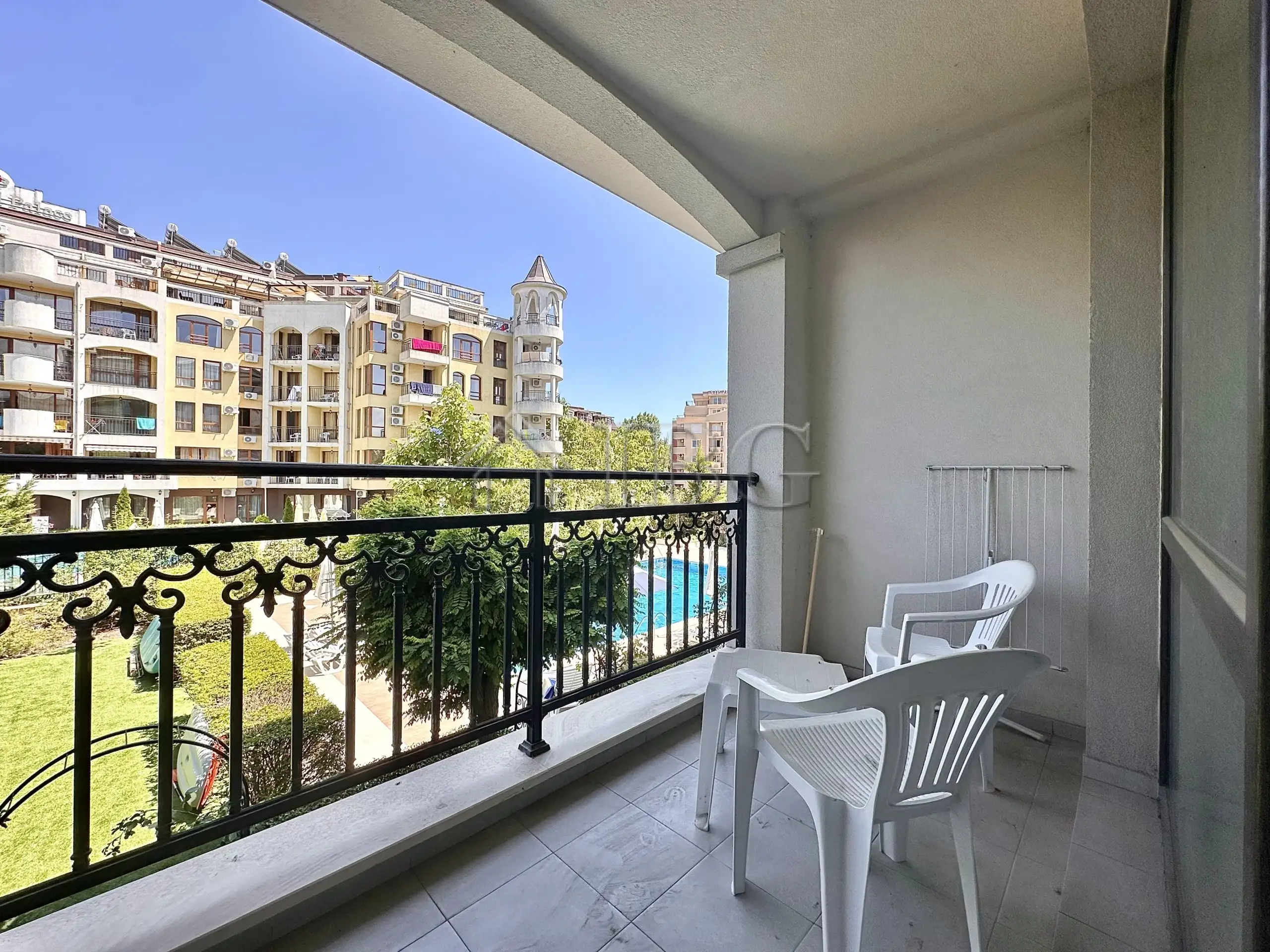 Flat 40m² in Bulgaria, Sunny Beach. Priced at 55900€ rent photo-3