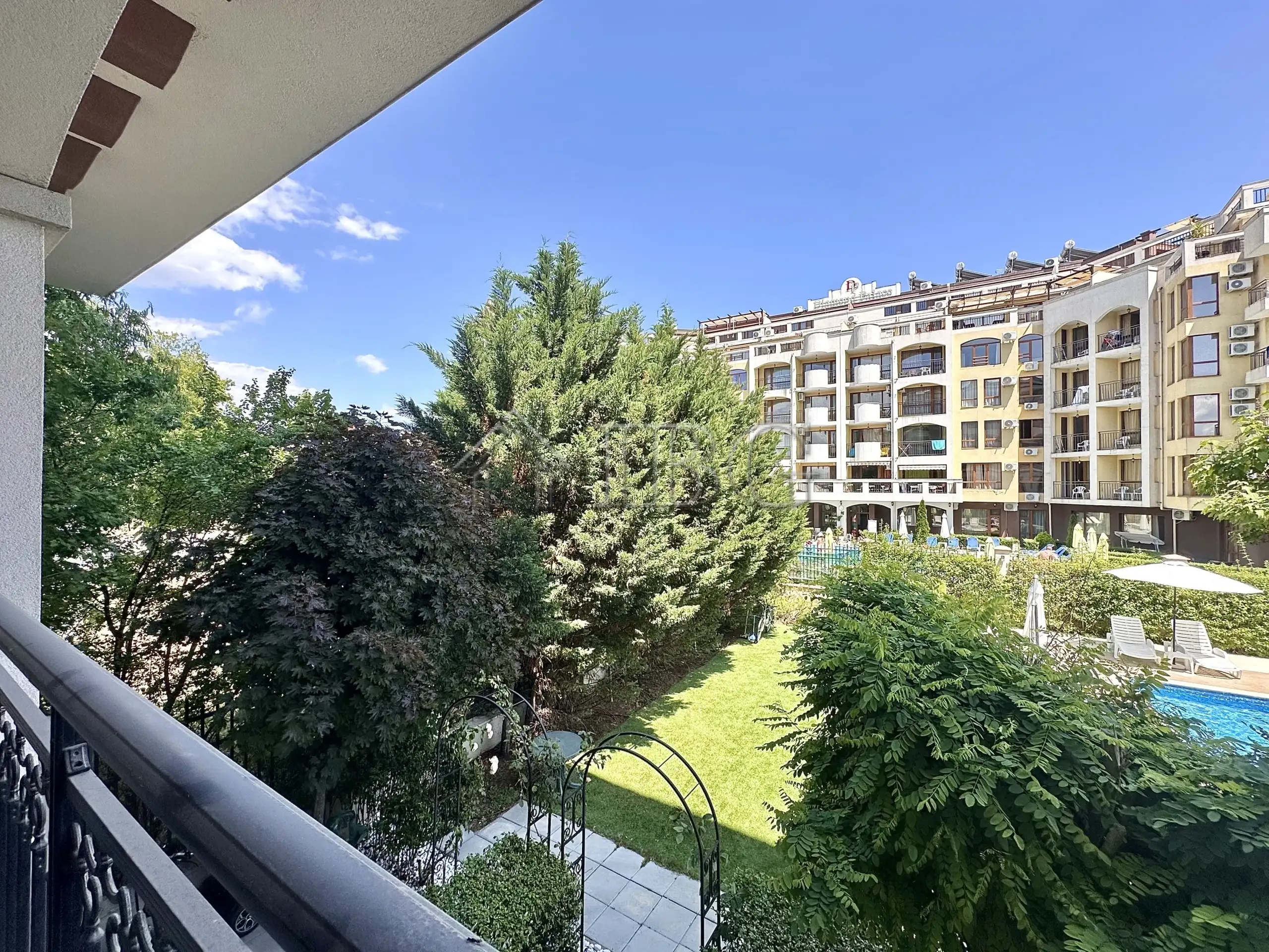Flat 40m² in Bulgaria, Sunny Beach. Priced at 55900€ rent photo-5
